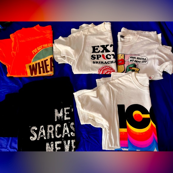 Lot of 5 tshirts for $10  size small - Picture 1 of 6